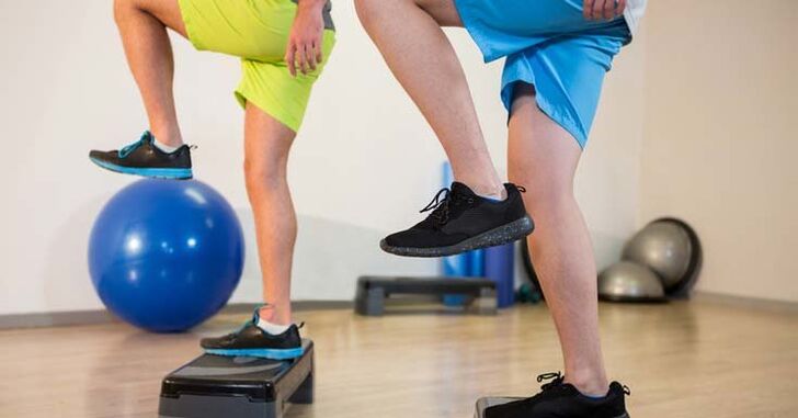 进行体育运动自然会增加力量